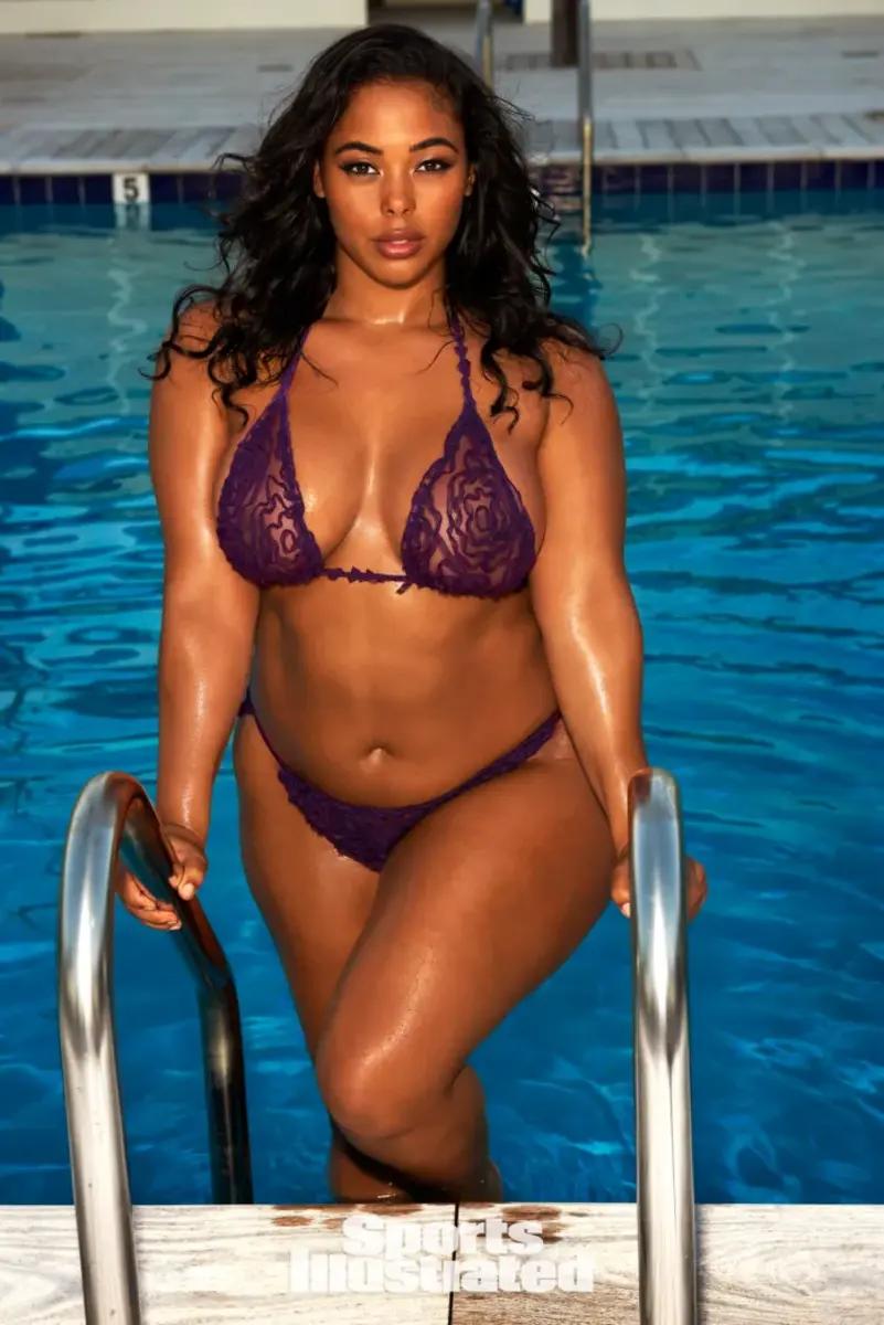 Tabria Majors